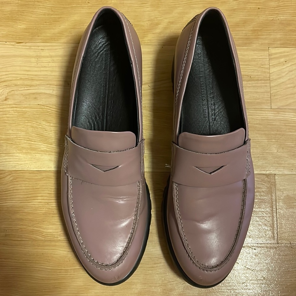 Mauve The New Black Cushy Comfy Cute Loafers View 2
